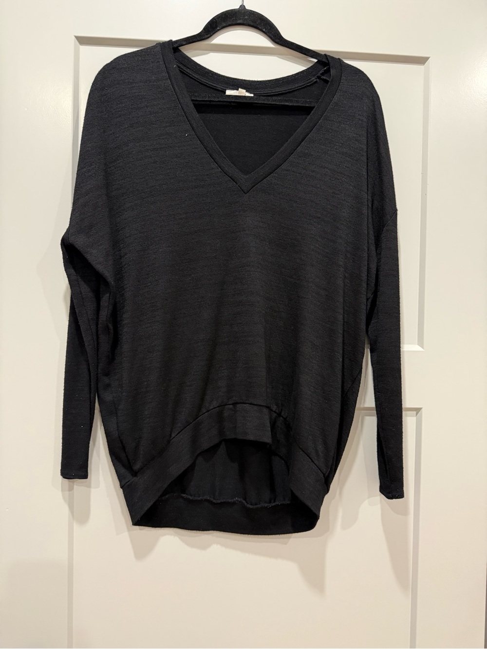 Wilfred Black V-Neck High-Low Sweater